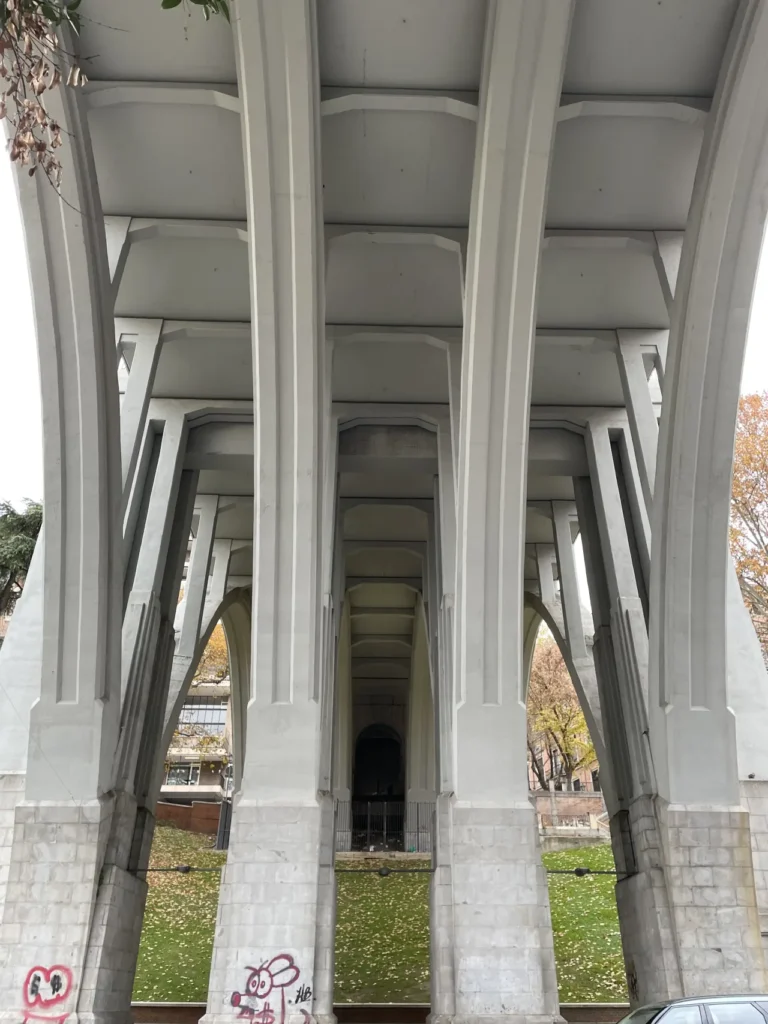 madrid city calle de segovia bridge